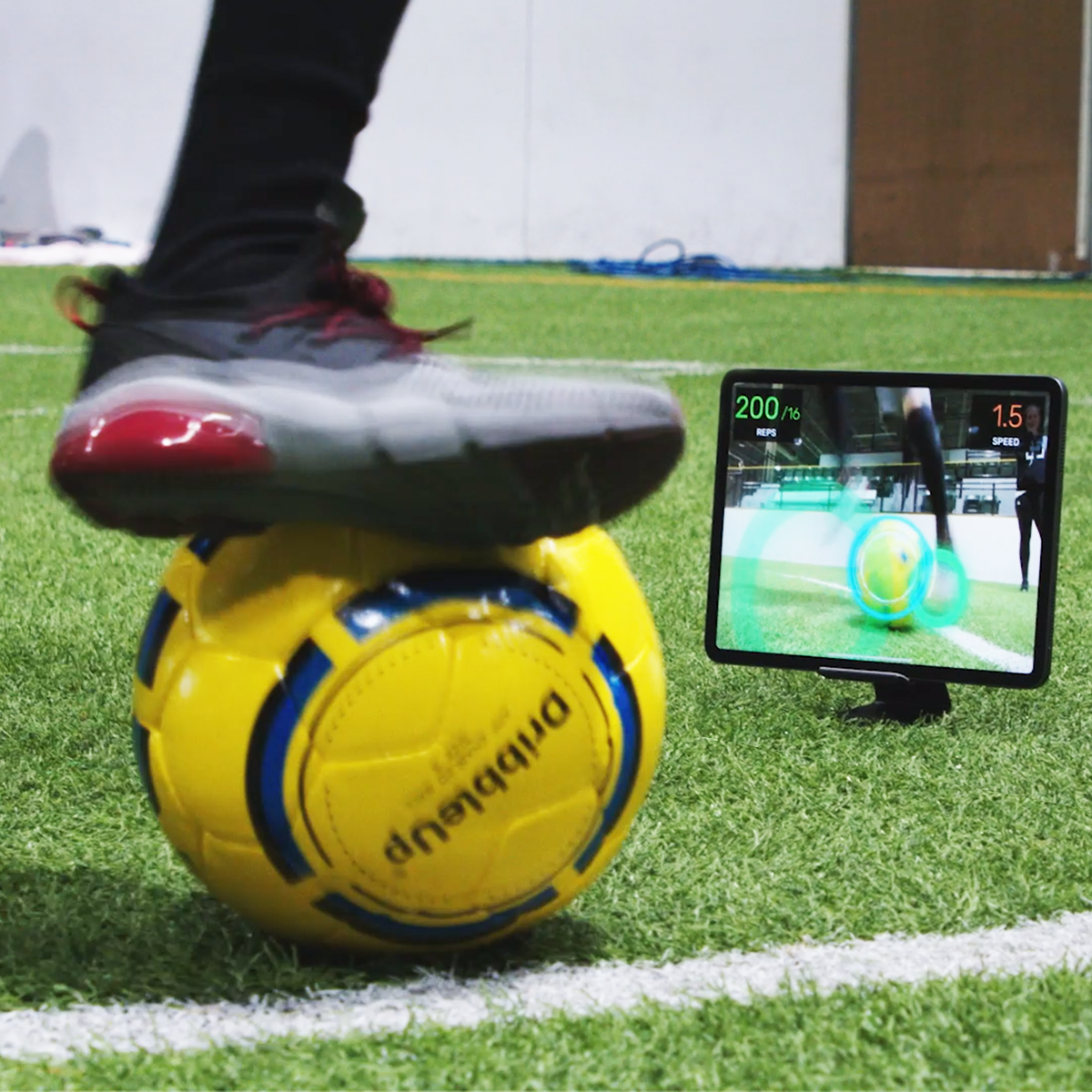 Sports & Outdoors DribbleUp Smart Soccer Ball Training App Size 4 5