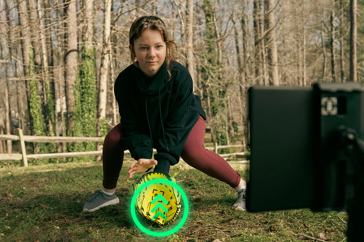 Dribbleup | Smart Baseball Glove