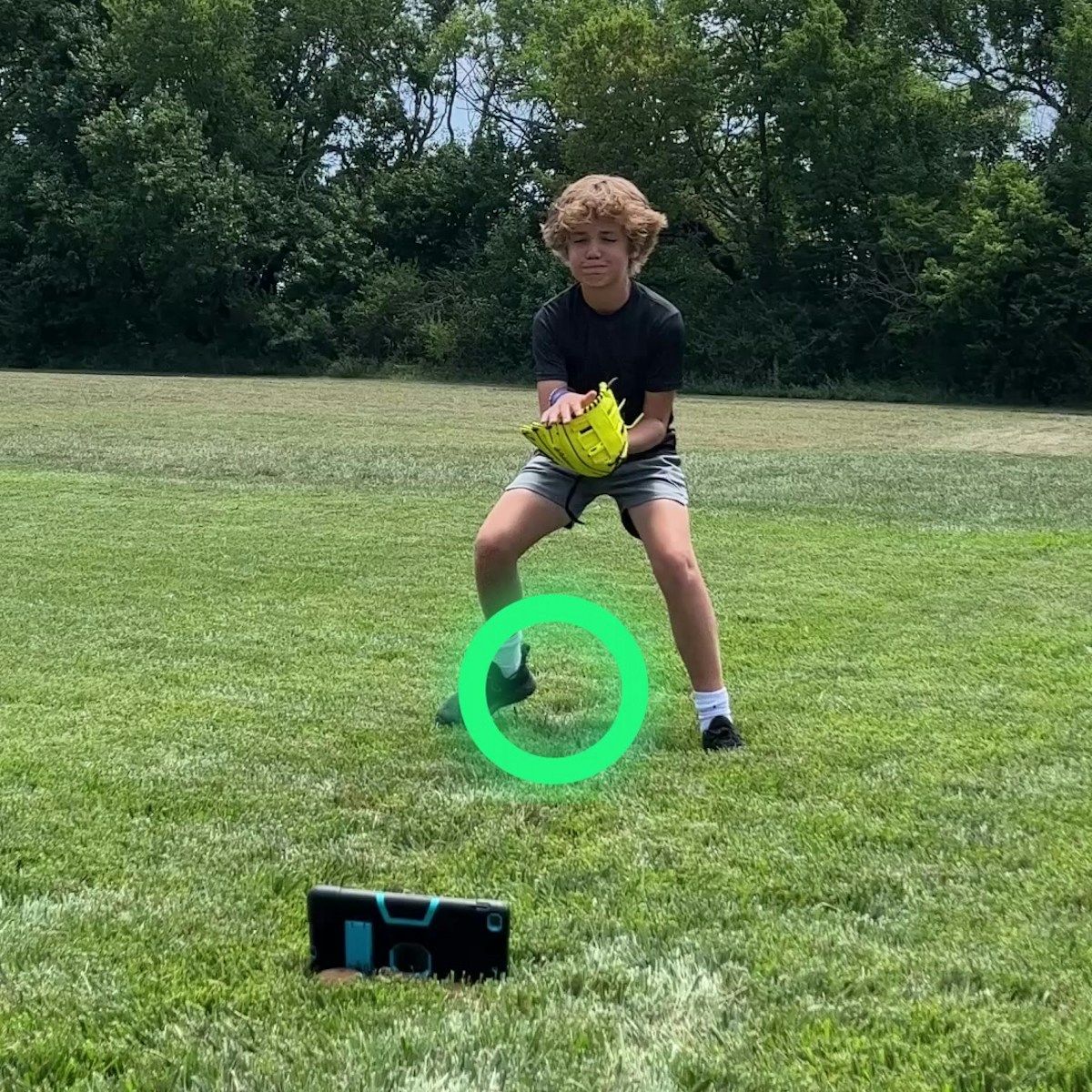 Dribbleup Smart Baseball Glove